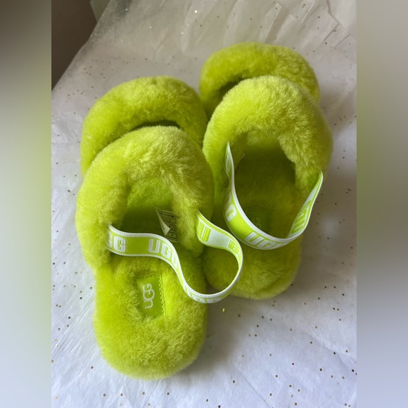 UGG slideons fuzzy neon green/yellow New Women 6/7.5 & free peanuts pj pants L - Picture 6 of 11